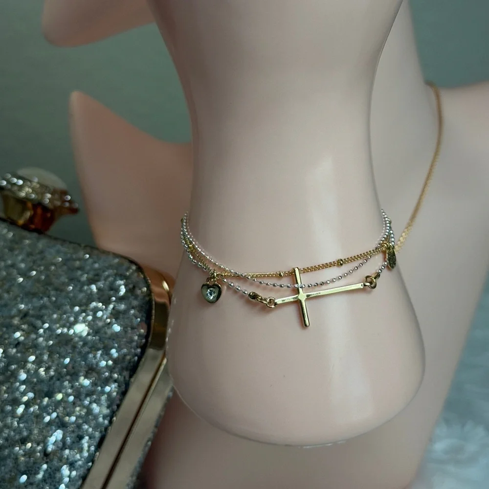 ⚜️❤️🔥 Gold Cross Charm Bracelet ⚜️ - Picture 4 of 9